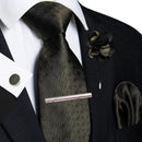 Conjunto Gravata Xadrez Castanho - Seda 8cm com Acessórios