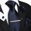 Conjunto Gravata Xadrez Castanho - Seda 8cm com Acessórios