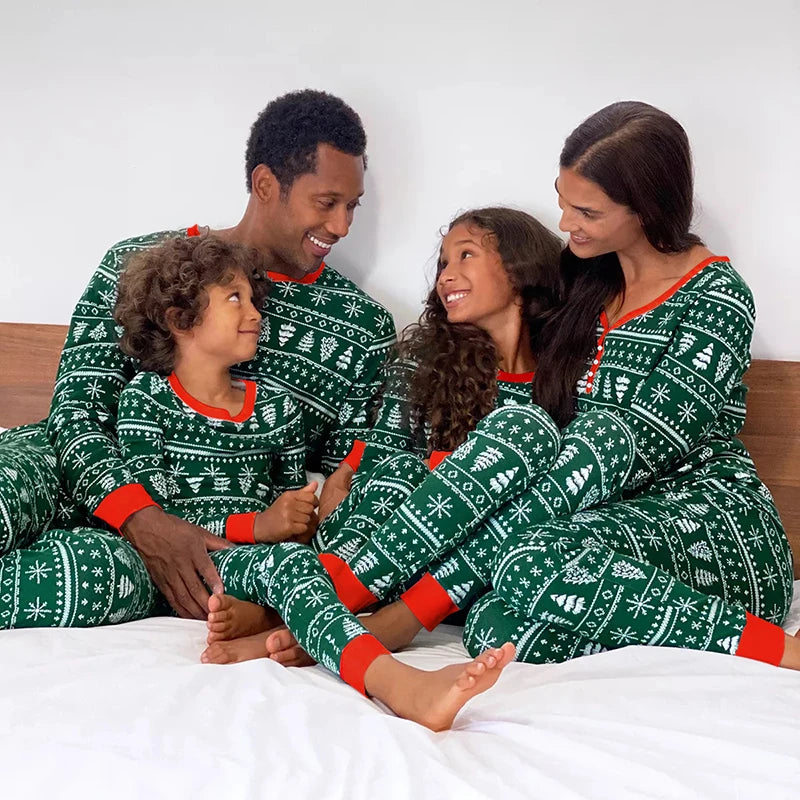 Pijamas Natal 2025 Família - Conjunto 2 Peças Estampado Body Bebé Xmas